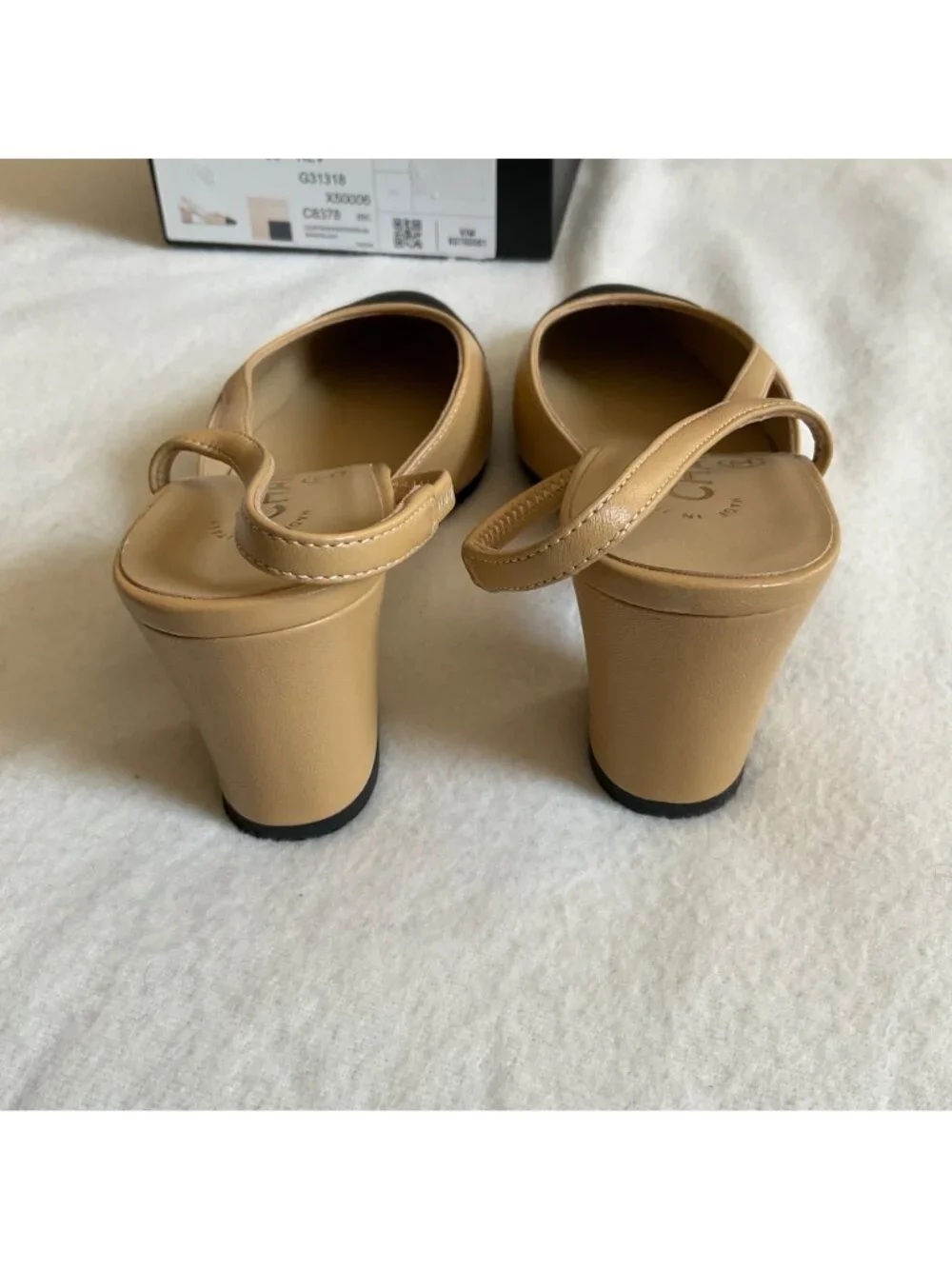 Like NU CHANEL Interlocking BLK beige Leather Slingback Pumps heels36 US5.5